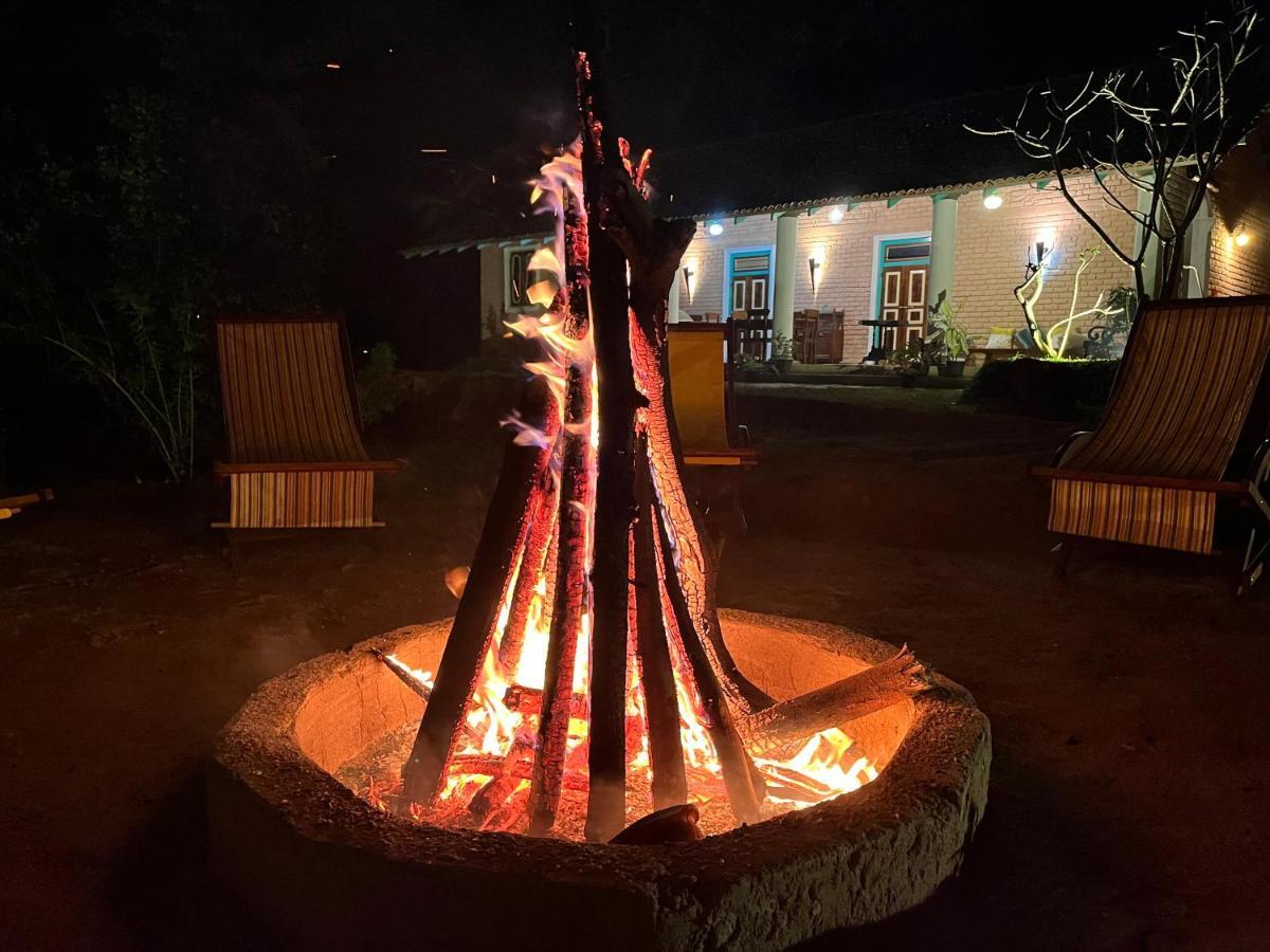 Ella Nine Peaks Hotel Luaran gambar