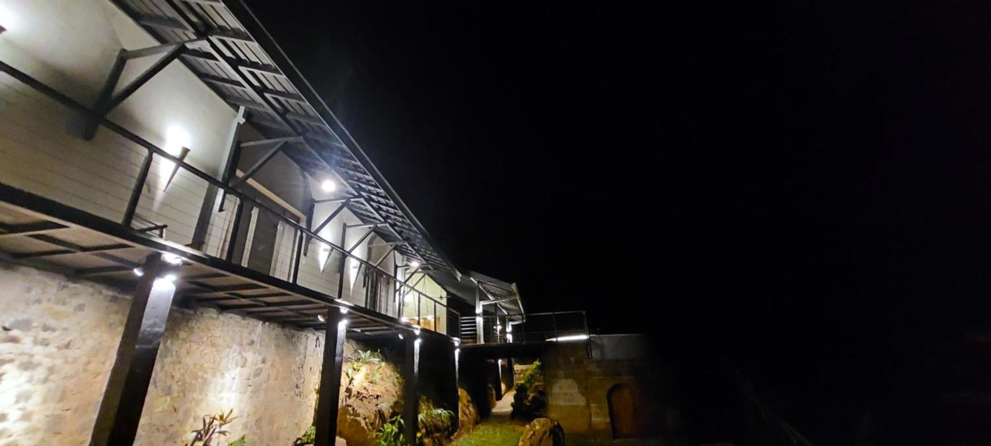 Ella Nine Peaks Hotel Luaran gambar